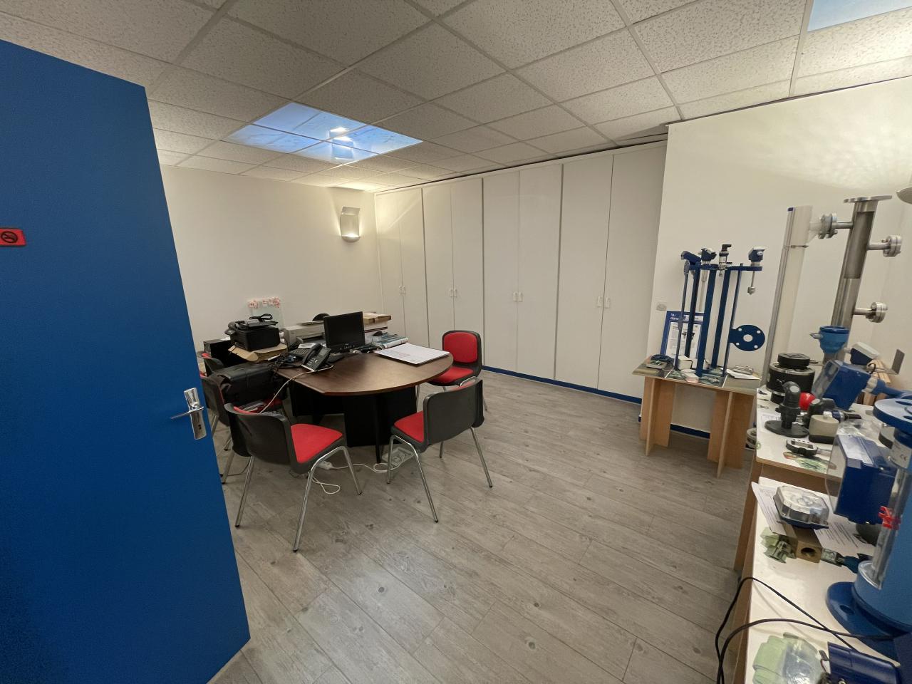 Local d'activité Saint-Ouen-l'Aumône 228m² Vente local d'activité Saint-Ouen-l'Aumône Val-d'Oise OVACT2311052 3